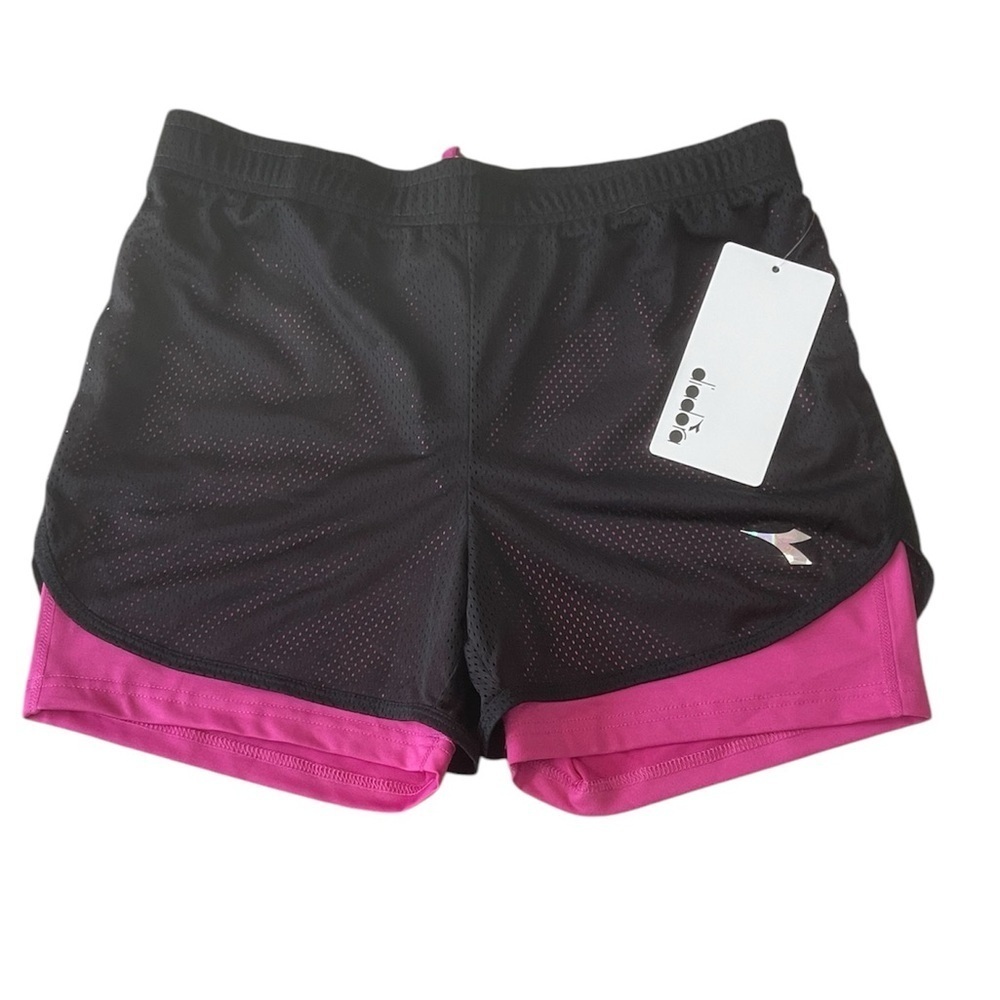 Diadora NWT Girl’ Activewear Shorts in Black / Pink Size XL